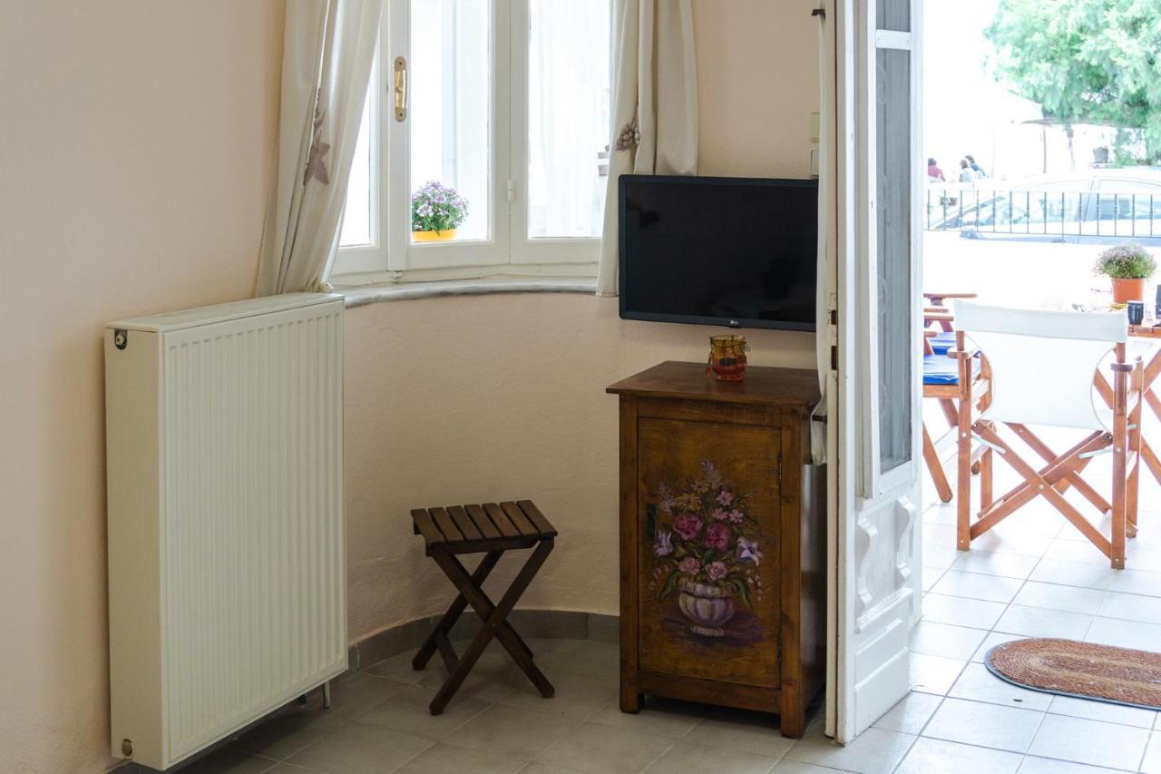 Irene Seafront Apartment Neoi Epivatai Buitenkant foto