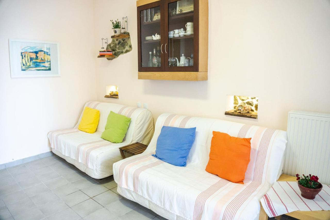 Irene Seafront Apartment Neoi Epivatai Buitenkant foto